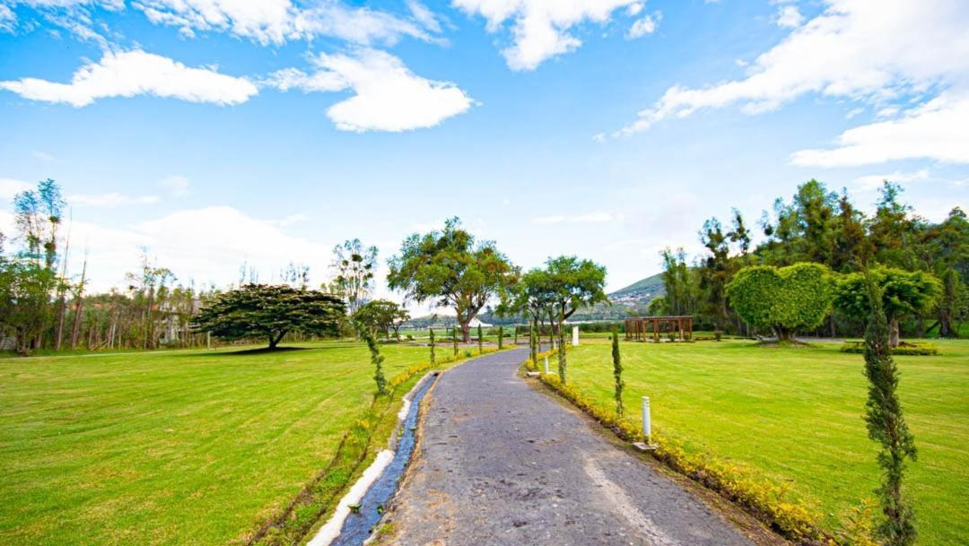 Hosteria Totoral Ibarra Esterno foto
